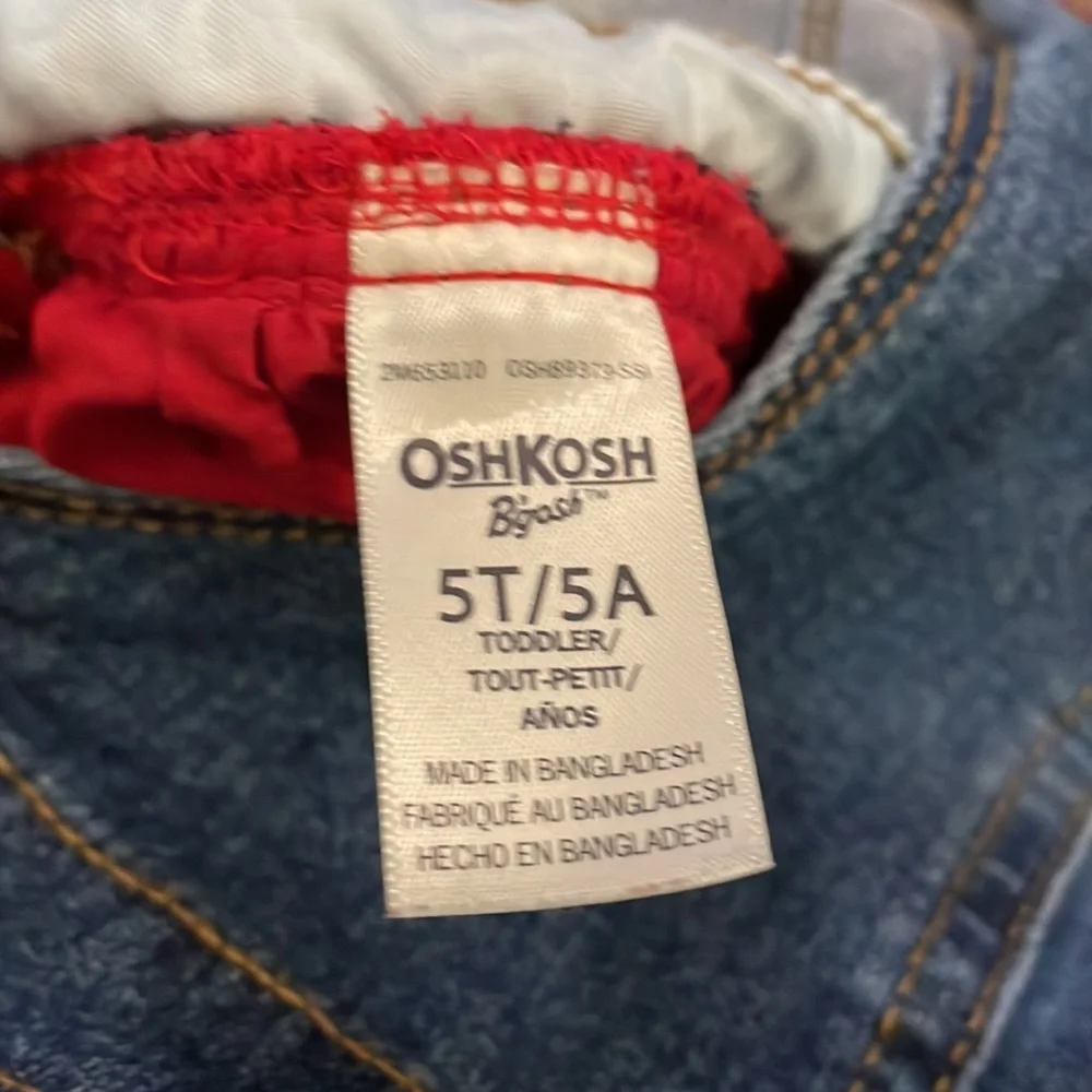 Oshkosh jumper size 5T